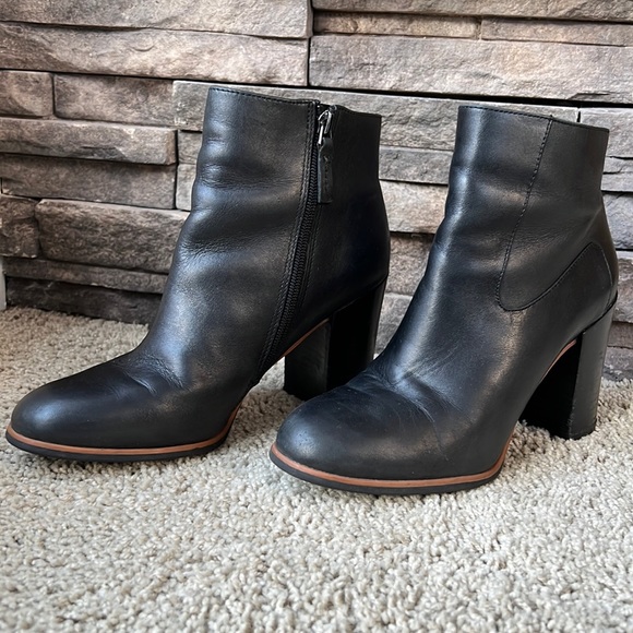 Franco Sarto Black Ankle Boots Booties 8.5 - Picture 2 of 15